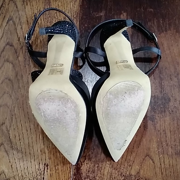 bebe Loela Pointy Toe 5.5" Pump Size 9 - Picture 8 of 11